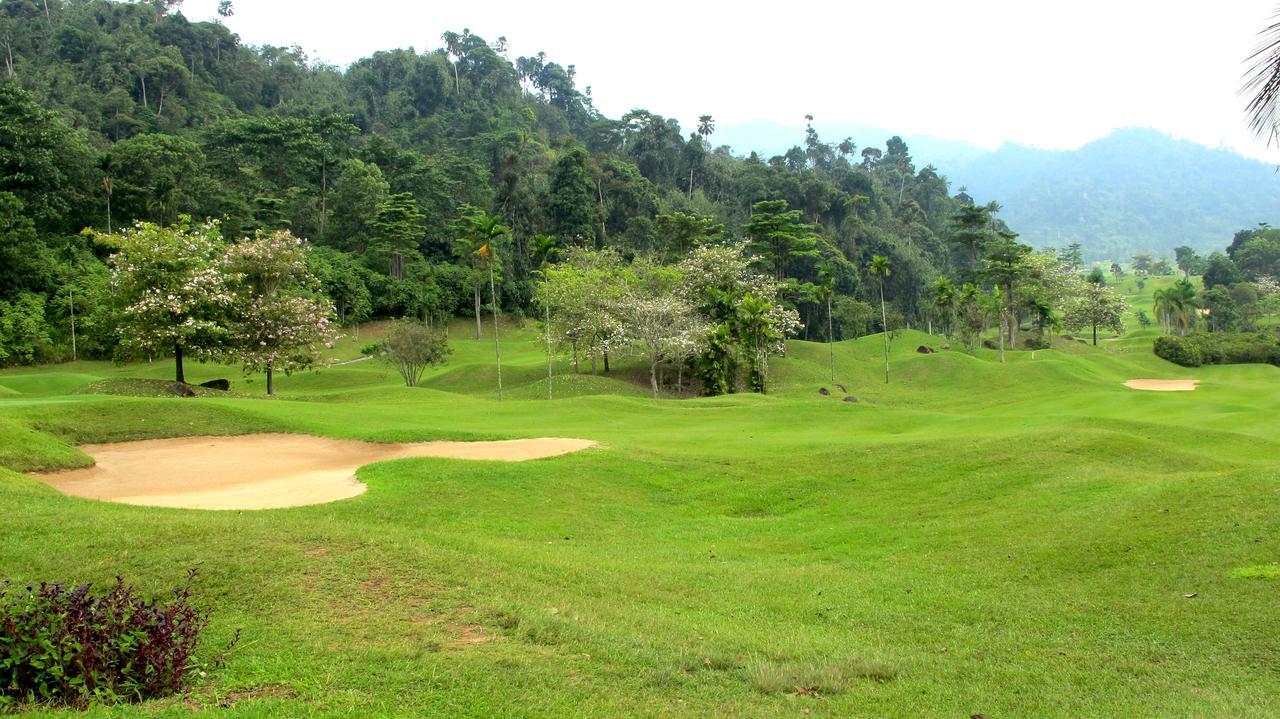 Hotel Berjaya Hills Golf & Country Club Bukit Tinggi Exterior foto